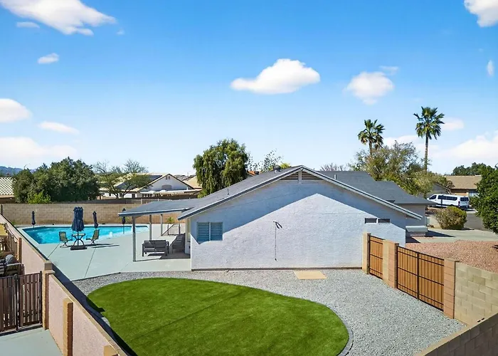 Visit Our Diamond In The Desert! New Heated Pool!